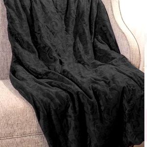 NEW Gorgeous black micromink floral embossed throw 50x70. Looks like velvet!